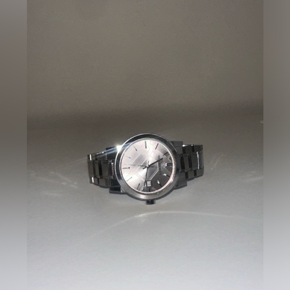 Burberry Grey Dial Stainless Steel Women's Watch - Picture 2 of 12